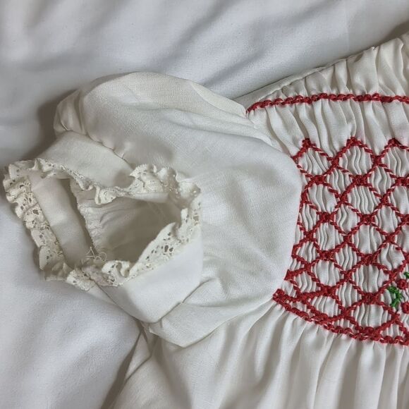 Vintage Polly Flinders T4 Hand Smocked Embroider Short Sleeve Dress - Picture 4 of 11